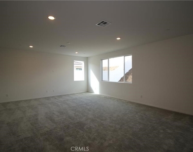 30128 Truckee Circle - Photo Thumbnail 13