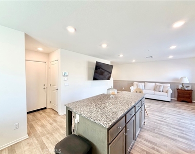 30756 Impala Court - Photo Thumbnail 11