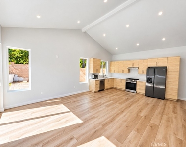 17318 Bircher Street - Photo Thumbnail 2