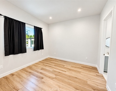 17318 Bircher Street - Photo Thumbnail 5