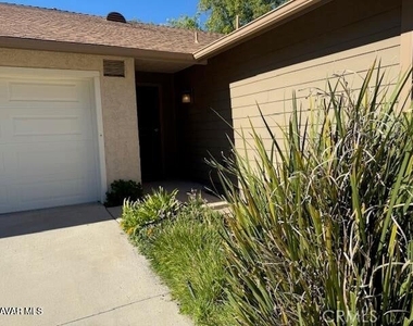 26265 Rainbow Glen - Photo Thumbnail 1