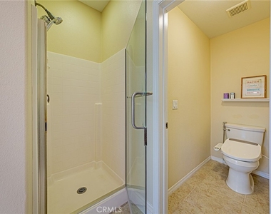 28519 Herrera Street - Photo Thumbnail 11
