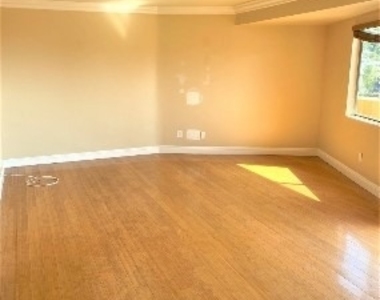 100 Cliff Drive - Photo Thumbnail 1
