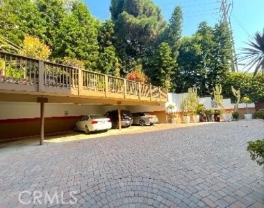 100 Cliff Drive - Photo Thumbnail 30