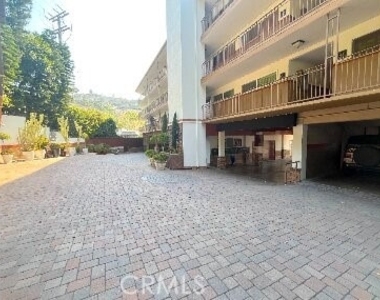 100 Cliff Drive - Photo Thumbnail 24