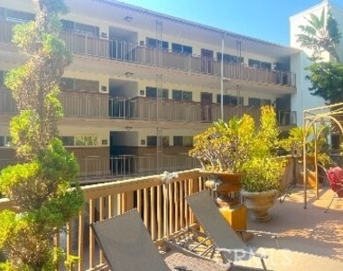 100 Cliff Drive - Photo Thumbnail 36