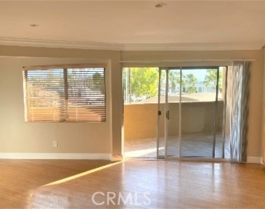 100 Cliff Drive - Photo Thumbnail 11