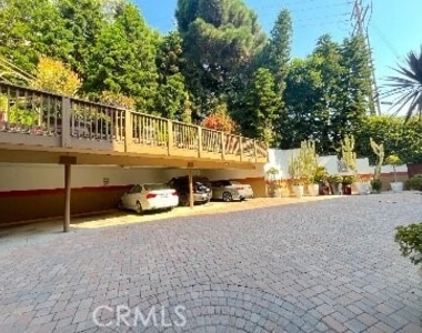 100 Cliff Drive - Photo Thumbnail 31