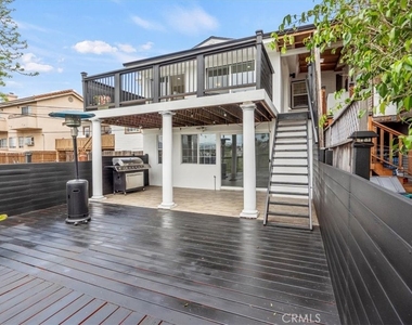 1015 Coronado Terrace - Photo Thumbnail 19