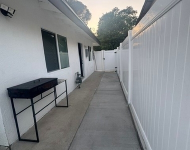 7812 Vanalden - Photo Thumbnail 7