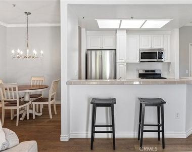 17809 Halsted - Photo Thumbnail 9