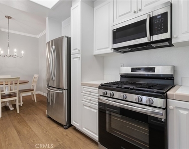 17809 Halsted - Photo Thumbnail 11