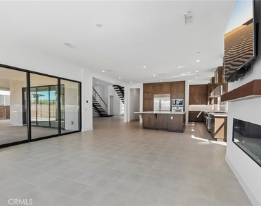 20580 Edgewood Court - Photo Thumbnail 8