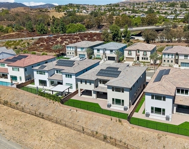 20580 Edgewood Court - Photo Thumbnail 41