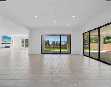 20580 Edgewood Court - Photo Thumbnail 4