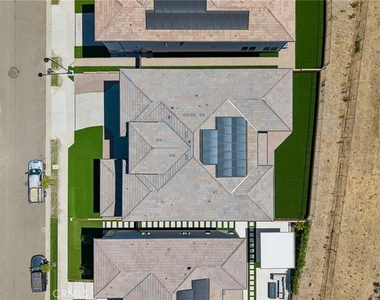 20580 Edgewood Court - Photo Thumbnail 40