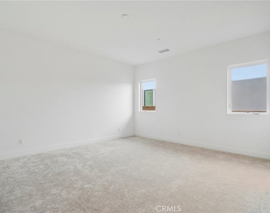 20580 Edgewood Court - Photo Thumbnail 12