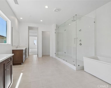 20580 Edgewood Court - Photo Thumbnail 32