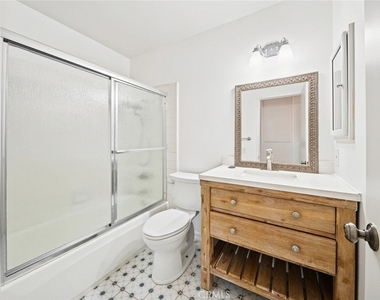 27564 Rondell - Photo Thumbnail 24