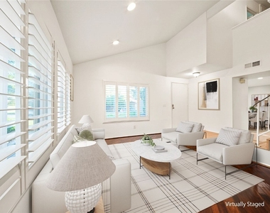 27564 Rondell - Photo Thumbnail 7