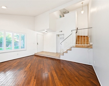 27564 Rondell - Photo Thumbnail 9