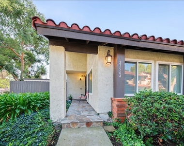 27564 Rondell - Photo Thumbnail 2
