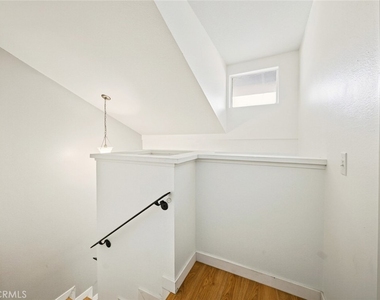 27564 Rondell - Photo Thumbnail 19