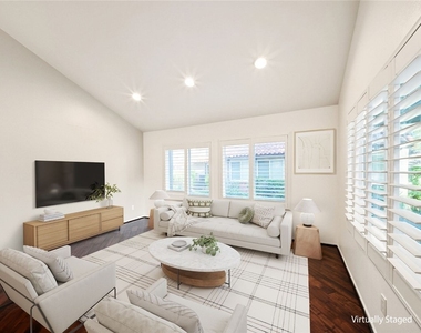 27564 Rondell - Photo Thumbnail 3