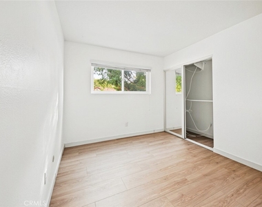 27564 Rondell - Photo Thumbnail 23