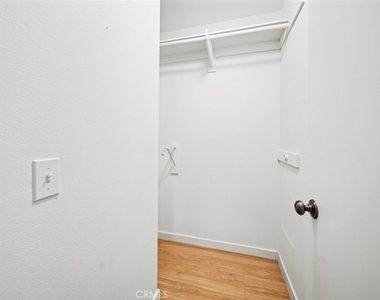 27564 Rondell - Photo Thumbnail 29