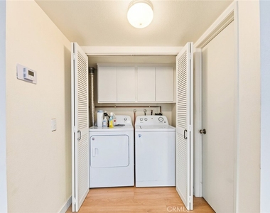 27564 Rondell - Photo Thumbnail 17