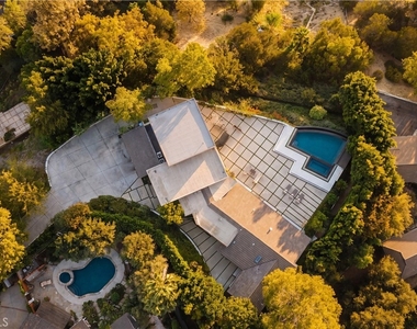 11480 Amanda Drive - Photo Thumbnail 42