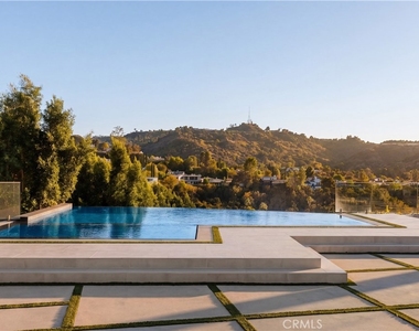 11480 Amanda Drive - Photo Thumbnail 1