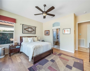 81955 Golden Star Way - Photo Thumbnail 29