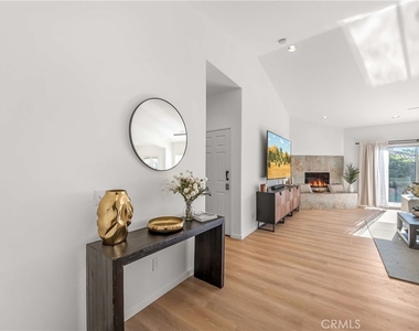 43640 Milan Ct - Photo Thumbnail 4