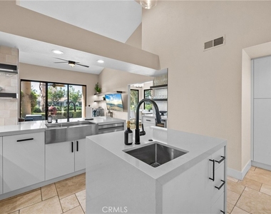 80504 Pebble Beach - Photo Thumbnail 17