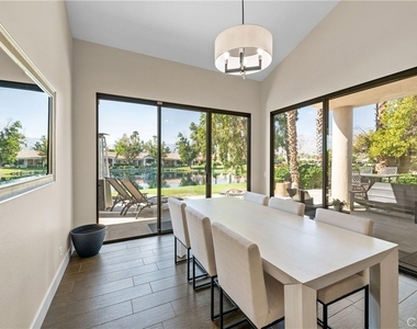 80504 Pebble Beach - Photo Thumbnail 12