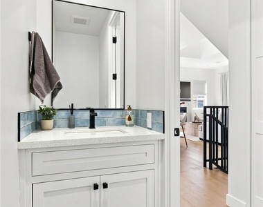 2100 Carnegie Lane - Photo Thumbnail 29