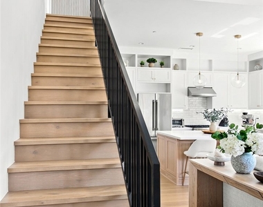2100 Carnegie Lane - Photo Thumbnail 40
