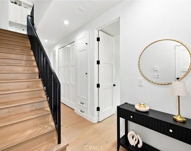 2100 Carnegie Lane - Photo Thumbnail 4