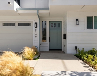 2100 Carnegie Lane - Photo Thumbnail 3