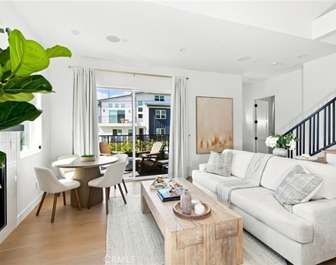 2100 Carnegie Lane - Photo Thumbnail 24