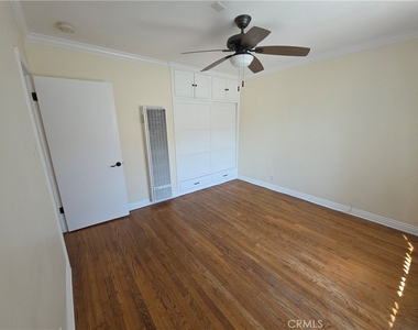 575 Levering Avenue - Photo Thumbnail 18
