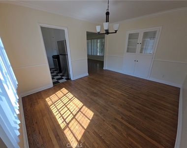 575 Levering Avenue - Photo Thumbnail 6