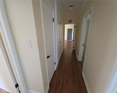 575 Levering Avenue - Photo Thumbnail 24