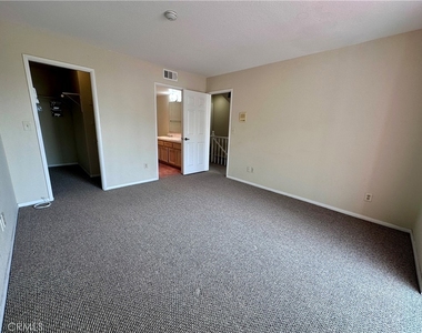 320 N Catalina Avenue - Photo Thumbnail 25