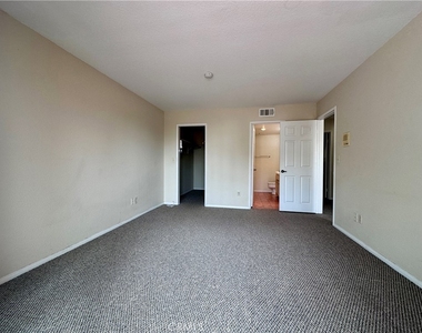 320 N Catalina Avenue - Photo Thumbnail 24