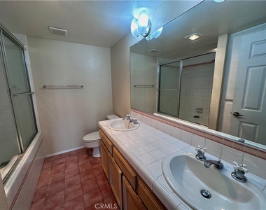 320 N Catalina Avenue - Photo Thumbnail 27