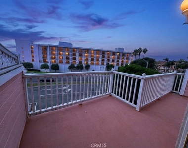 320 N Catalina Avenue - Photo Thumbnail 38