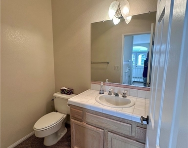 320 N Catalina Avenue - Photo Thumbnail 31